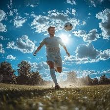 一场120-119让湖人逃过一劫！重回西部第四，詹姆斯绝杀救赎